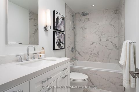 Photo 8 at 403 - 1 Strathgowan Avenue, Lawrence Park North, Toronto