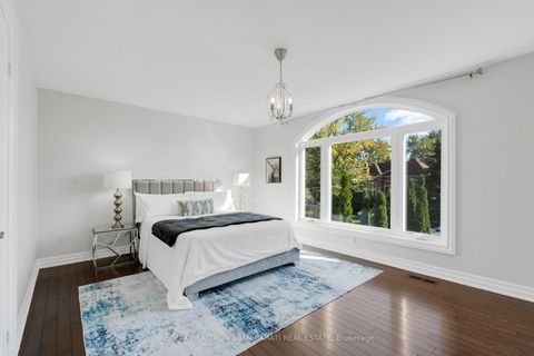 Photo 25 at 384 Hillcrest Avenue, Willowdale East, Toronto