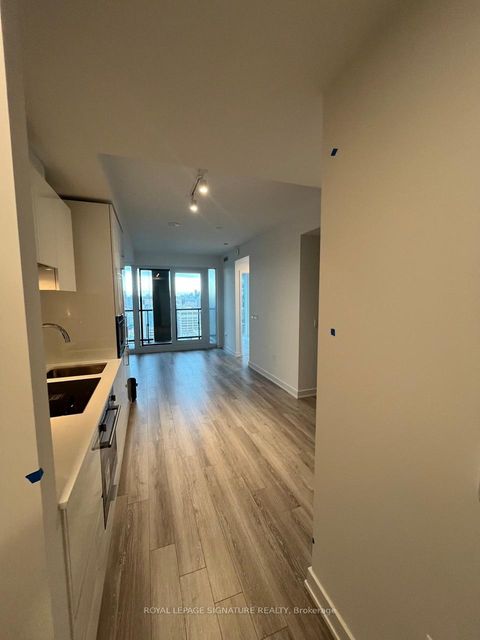 Photo 9 at 3310 - 238 Simcoe Street, Chinatown, Toronto