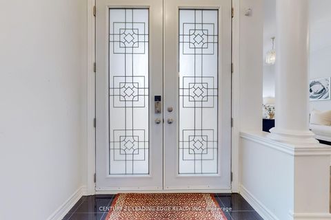 Photo 2 at 18 Fountain Court, Rouge Woods, Richmond Hill