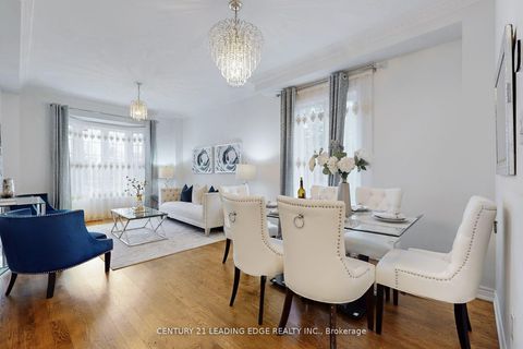 Photo 6 at 18 Fountain Court, Rouge Woods, Richmond Hill