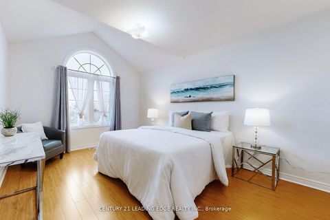 Photo 30 at 18 Fountain Court, Rouge Woods, Richmond Hill