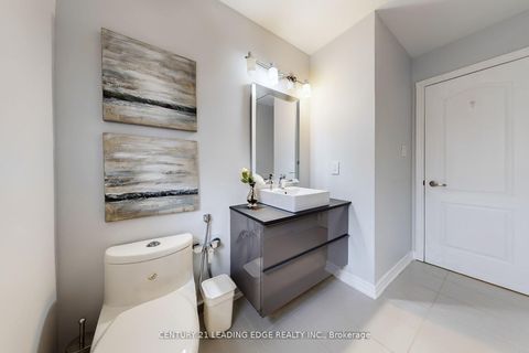 Photo 35 at 18 Fountain Court, Rouge Woods, Richmond Hill