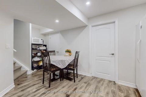 Photo 40 at 18 Fountain Court, Rouge Woods, Richmond Hill