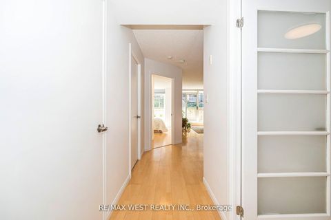 Photo 15 at 209 - 1000 King Street W, Niagara, Toronto