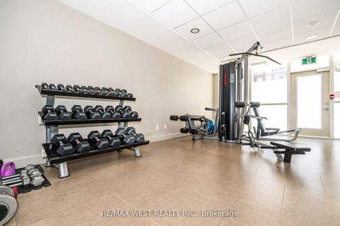 Photo 18 at 209 - 1000 King Street W, Niagara, Toronto