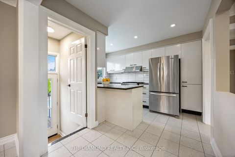 Photo 13 at 58 Clement Road, Richview, Toronto