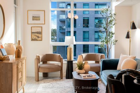 Photo 4 at 332 - 231 Fort York Boulevard, Niagara, Toronto