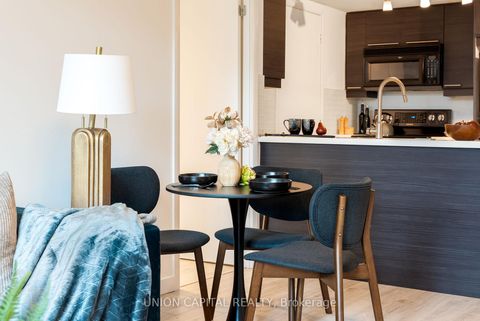 Photo 8 at 332 - 231 Fort York Boulevard, Niagara, Toronto