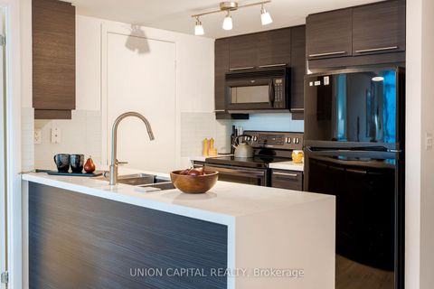 Photo 39 at 332 - 231 Fort York Boulevard, Niagara, Toronto