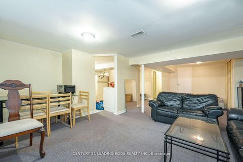 Photo 22 at 6 Ravenrock Court, Donalda, Toronto