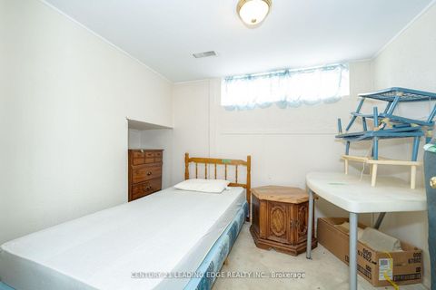 Photo 29 at 6 Ravenrock Court, Donalda, Toronto