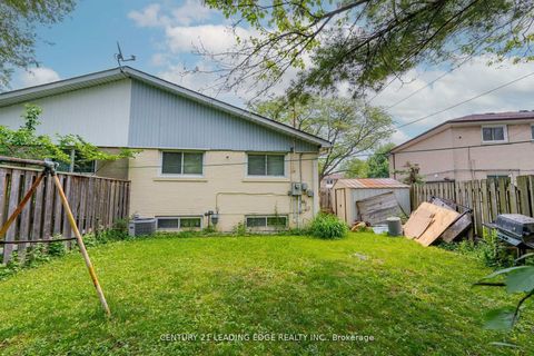 Photo 34 at 6 Ravenrock Court, Donalda, Toronto