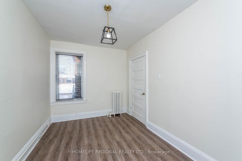 Photo 22 at 200 Roxton Road, Bellwoods, Toronto