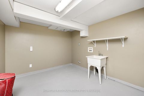 Photo 36 at 200 Roxton Road, Bellwoods, Toronto