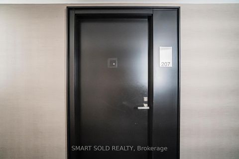 Photo 3 at 207 - 31 Tippett Road, Clanton Park, Toronto