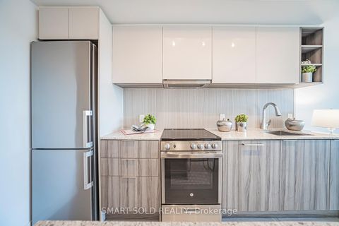 Photo 11 at 207 - 31 Tippett Road, Clanton Park, Toronto