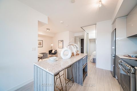 Photo 15 at 207 - 31 Tippett Road, Clanton Park, Toronto