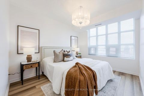 Photo 4 at 904 - 85 East Liberty Street, Niagara, Toronto