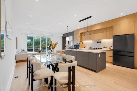 Photo 7 at 24 Elmsdale Road, East York, Toronto