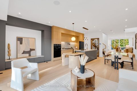 Photo 22 at 24 Elmsdale Road, East York, Toronto