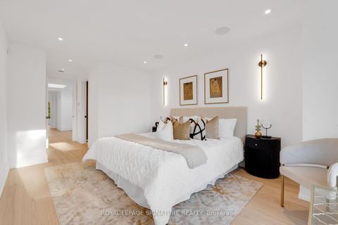 Photo 28 at 24 Elmsdale Road, East York, Toronto