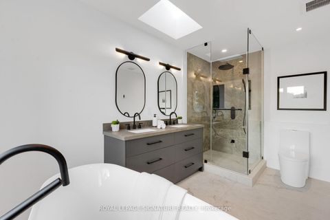 Photo 31 at 24 Elmsdale Road, East York, Toronto