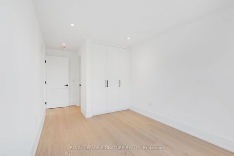 Photo 34 at 24 Elmsdale Road, East York, Toronto