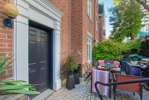 Photo 2 at 5 - 98 Redpath Avenue, Mount Pleasant West, Toronto