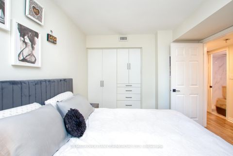 Photo 13 at 5 - 98 Redpath Avenue, Mount Pleasant West, Toronto