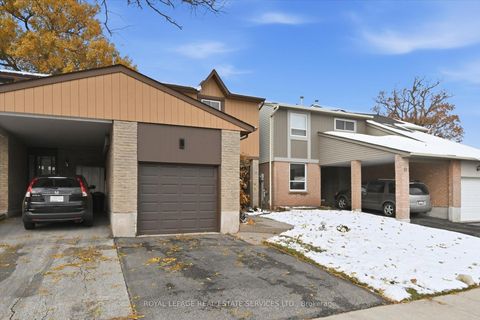 Photo 3 at 26 - 1580 Lancaster Drive, FA Falgarwood, Oakville