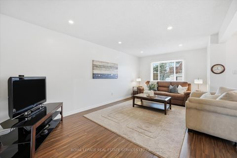Photo 9 at 26 - 1580 Lancaster Drive, FA Falgarwood, Oakville