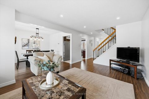 Photo 12 at 26 - 1580 Lancaster Drive, FA Falgarwood, Oakville