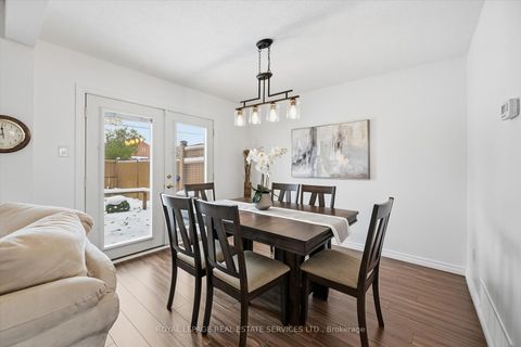 Photo 13 at 26 - 1580 Lancaster Drive, FA Falgarwood, Oakville