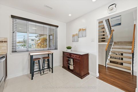 Photo 18 at 26 - 1580 Lancaster Drive, FA Falgarwood, Oakville