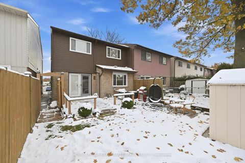 Photo 38 at 26 - 1580 Lancaster Drive, FA Falgarwood, Oakville