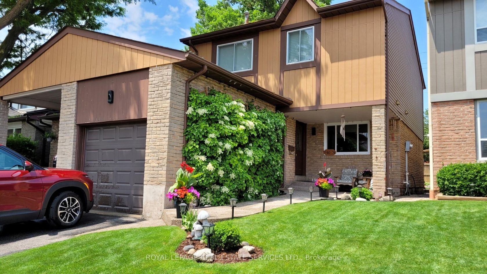 26 - 1580 Lancaster Drive, FA Falgarwood, Oakville 