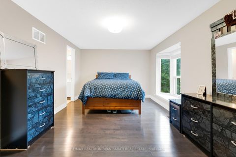 Photo 21 at 105 Gypsy Roseway, Willowdale East, Toronto