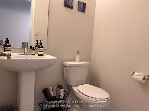 Photo 5 at 3335 Mockingbird Common, JM Joshua Meadows, Oakville