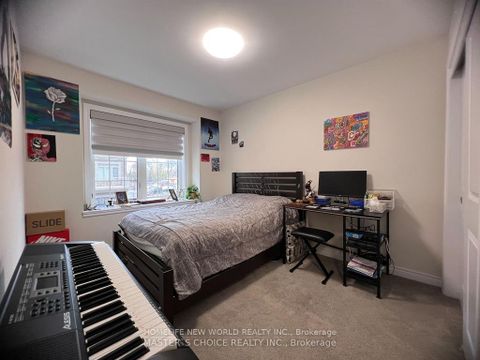 Photo 10 at 3335 Mockingbird Common, JM Joshua Meadows, Oakville