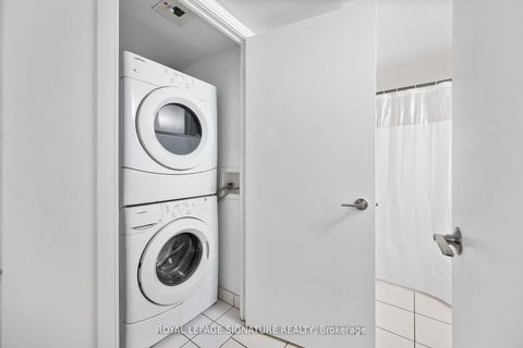 Photo 17 at 921 - 181 Village Green Square, Malvern West, Toronto