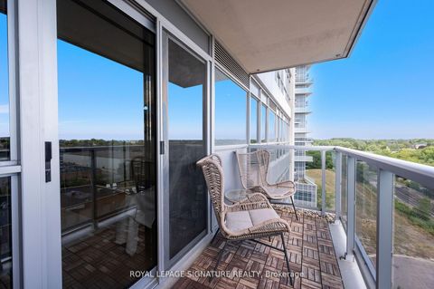 Photo 19 at 921 - 181 Village Green Square, Malvern West, Toronto