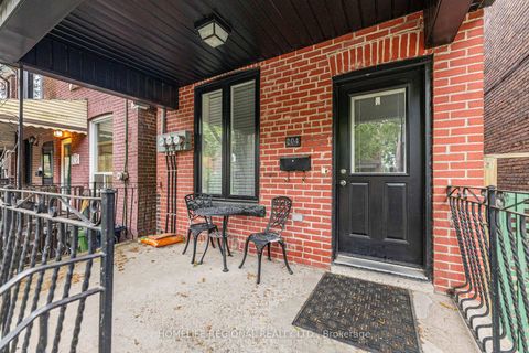 Photo 1 at 204 Roxton Road, Bellwoods, Toronto