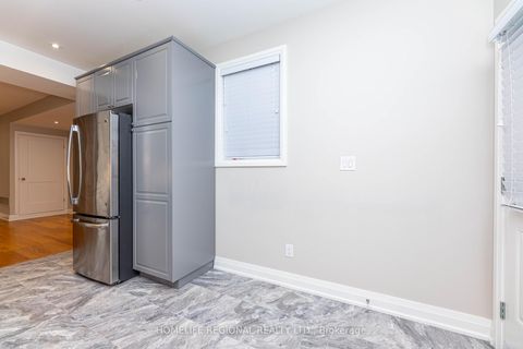 Photo 5 at 204 Roxton Road, Bellwoods, Toronto