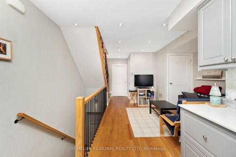 Photo 19 at 204 Roxton Road, Bellwoods, Toronto