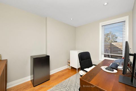 Photo 24 at 204 Roxton Road, Bellwoods, Toronto