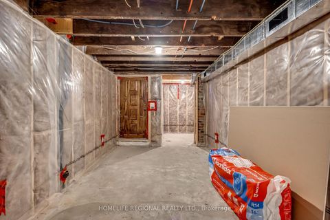 Photo 32 at 204 Roxton Road, Bellwoods, Toronto