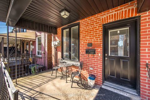 Photo 36 at 204 Roxton Road, Bellwoods, Toronto