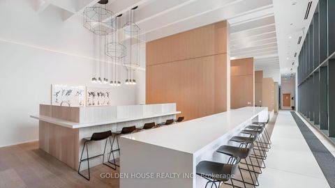 Photo 27 at 735 - 8 Hillsdale Avenue E, Mount Pleasant West, Toronto