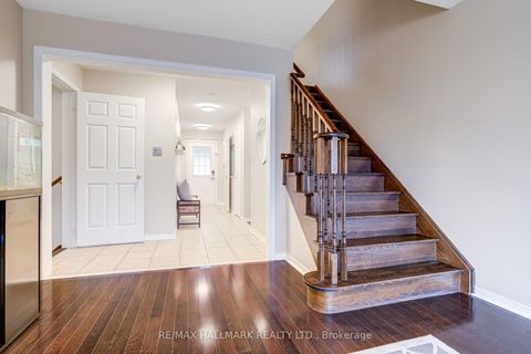 Photo 6 at 187 Hawkview Boulevard, Vellore Village, Vaughan